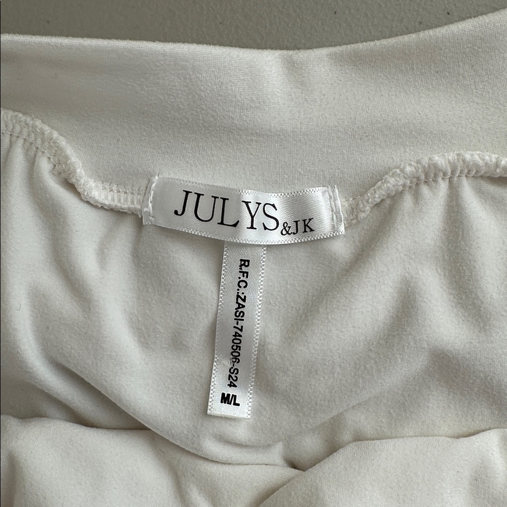 Elegant JULYS & JK  women’s blouse. Size Large - Picture 11 of 12